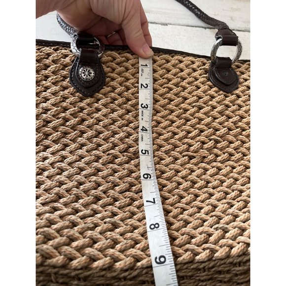 Elka Accessories woman’s straw and leather shoulder tote - Picture 9 of 10